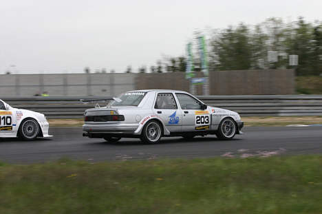 Gunnar Larsen og hans Sierra Cosworth havde en lang kamp mod Niels Chr. Christiansen.